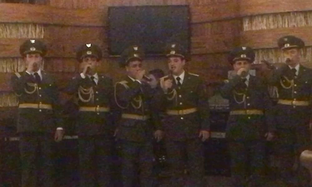 Όταν οι Αρμένιοι τραγούδησαν στρατιωτικά εμβατήρια στα ελληνικά!